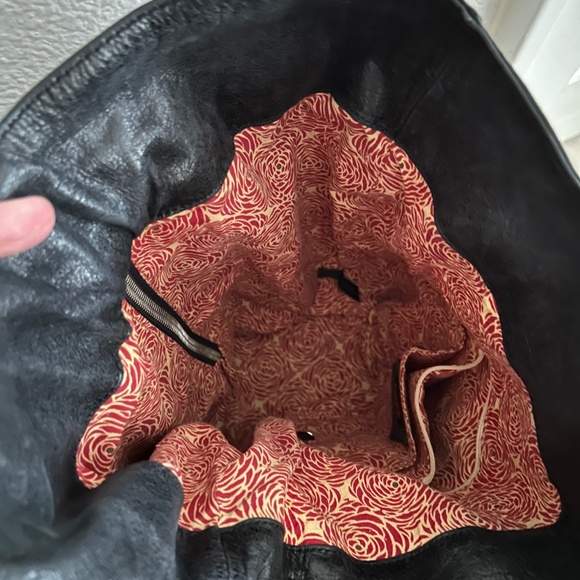 HOBO Int'l Backpack - Picture 8 of 9